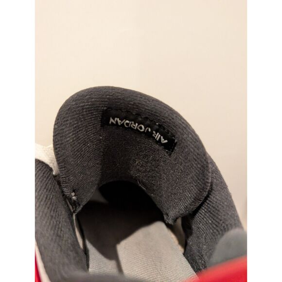 Air Jordan 4 Retro GS – White/Red/Black, Size 7Y, Clean & Boxed - Picture 8 of 10